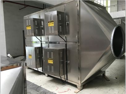 光離復合廢氣處理設備應用范圍 1、光離復合設備主要運用于化工業(yè)、造紙業(yè)、制藥業(yè)、食品業(yè)、輪胎及橡膠生產廠、汽車生產、油漆噴涂、污水池處理廢氣處理