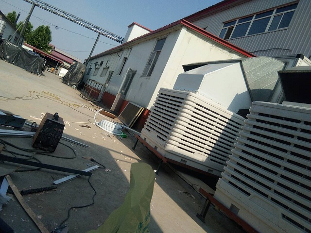 高效冷風(fēng)機(jī)，濕簾風(fēng)機(jī)，負(fù)壓風(fēng)機(jī)降溫哪種好