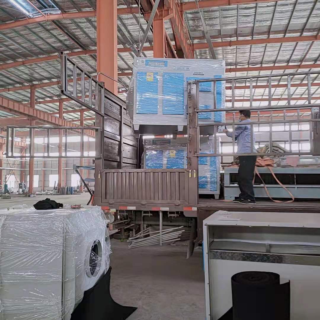 如何選擇適合鋁型材車間的除塵器？工業(yè)除塵設(shè)備廠家 