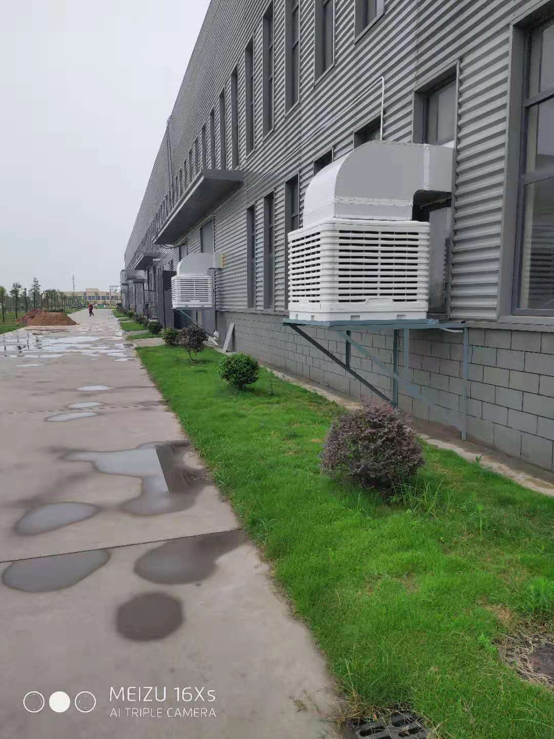 金屬零件加工廠怎么降溫，車(chē)間換氣降溫有哪些辦法