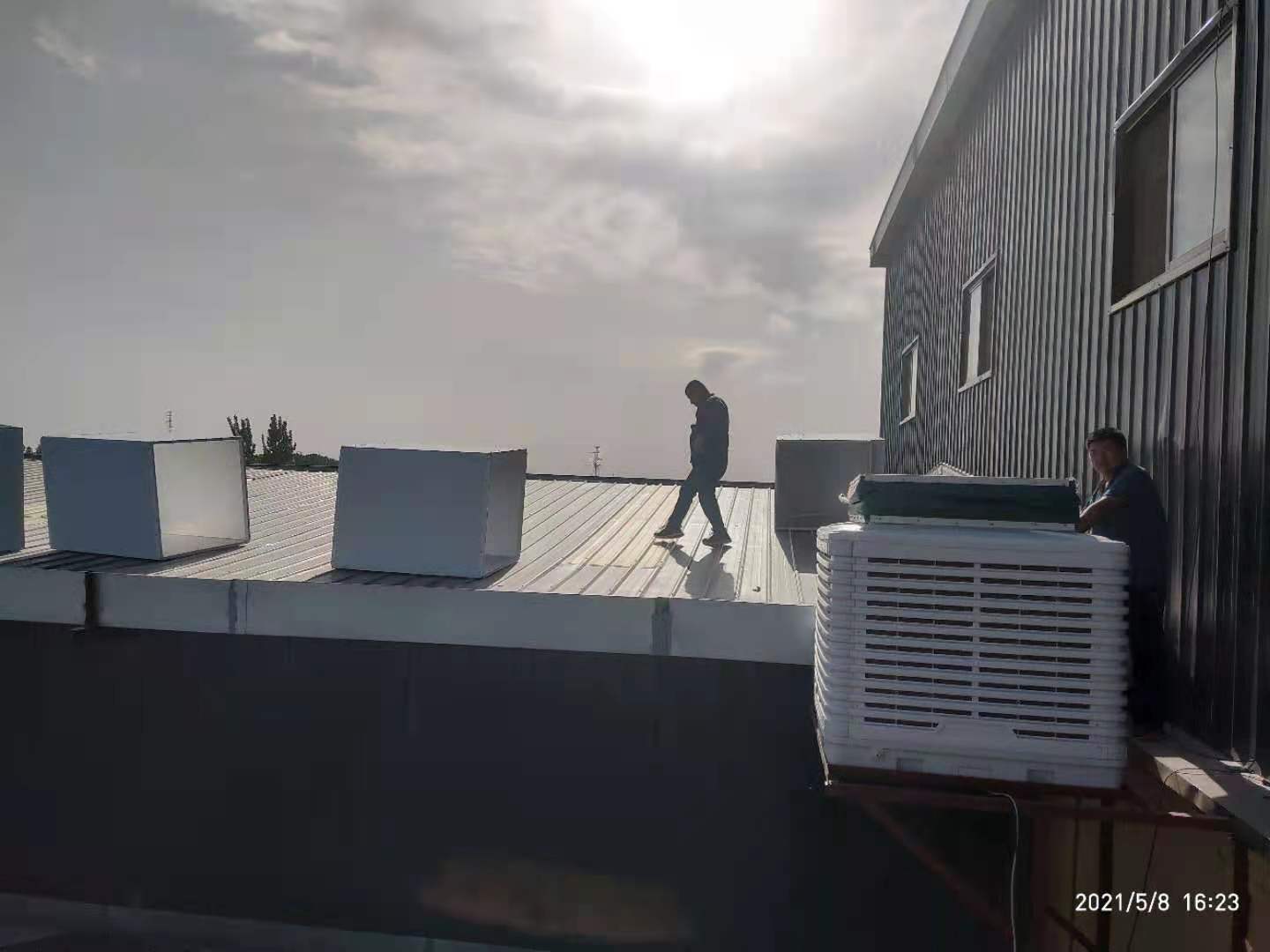 濰坊模具成型車(chē)間廠房怎么換氣通風(fēng)的？